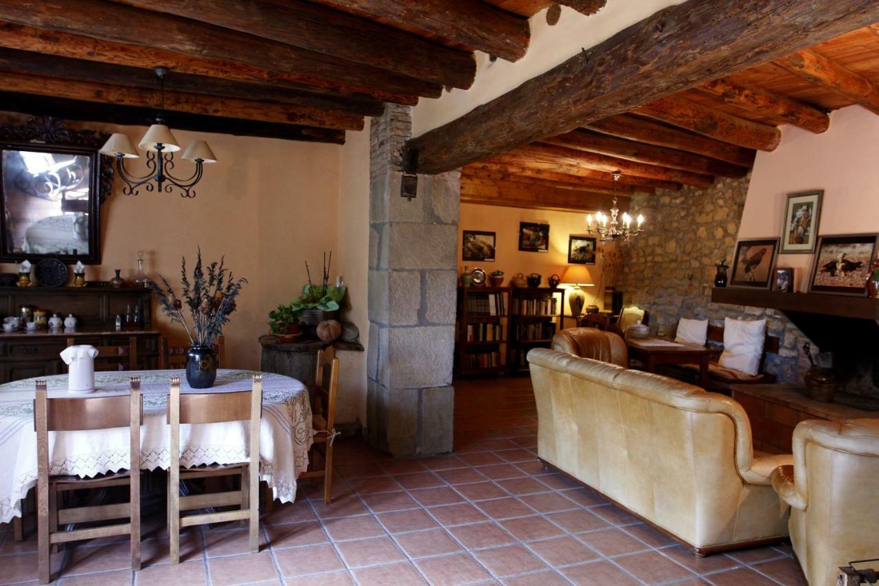 منزل الضيف Arbaniés  في Casa Oliban المظهر الخارجي الصورة